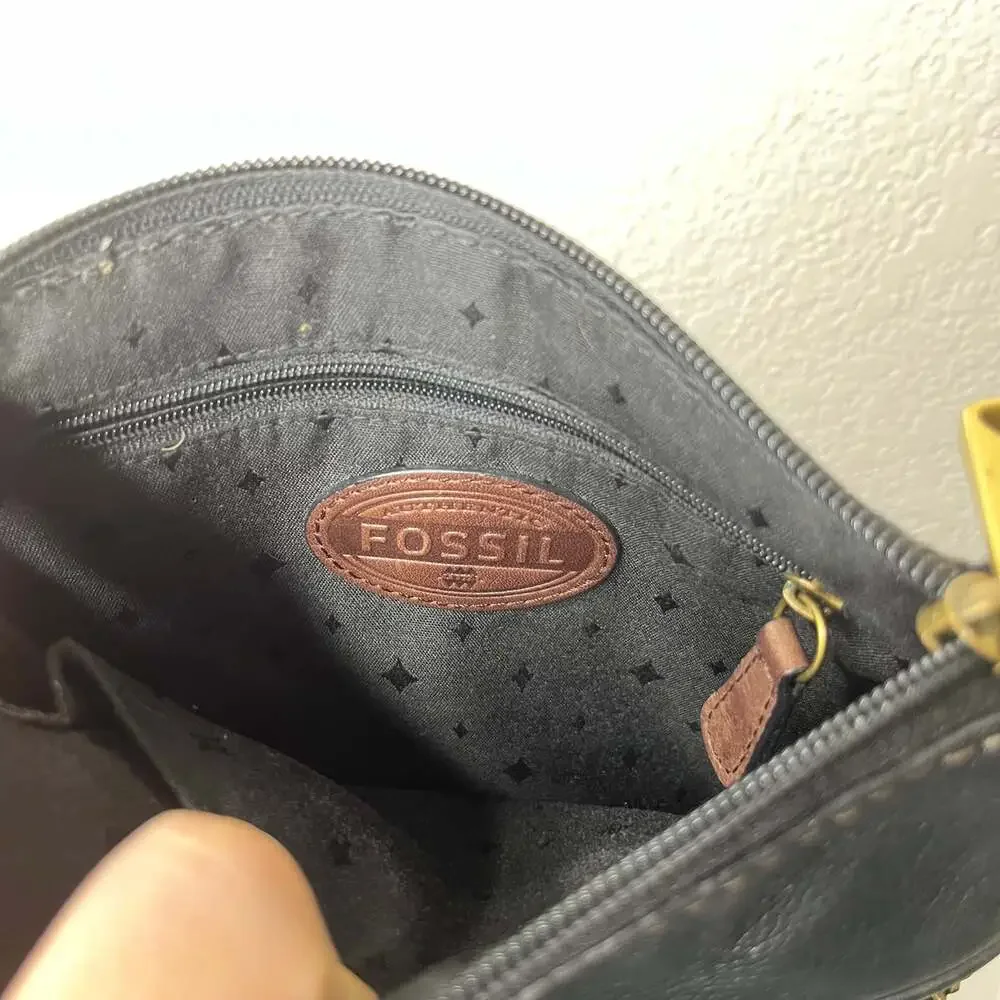 Fossil Black Crossbody Small Leather Bag - Picture 7 of 10